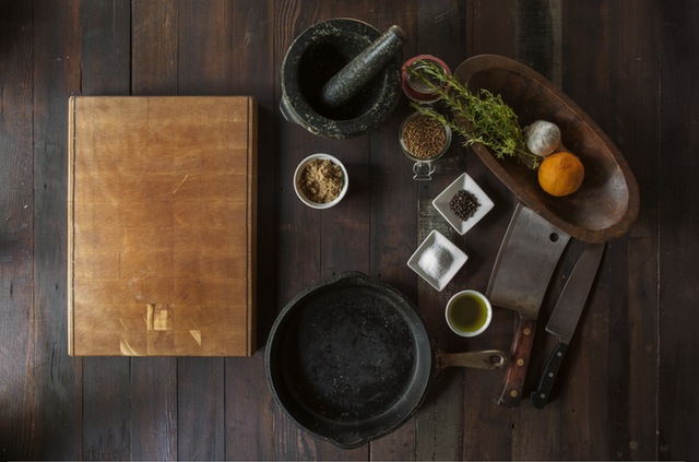 how to use knife sharpener