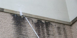 how to pressure wash a house